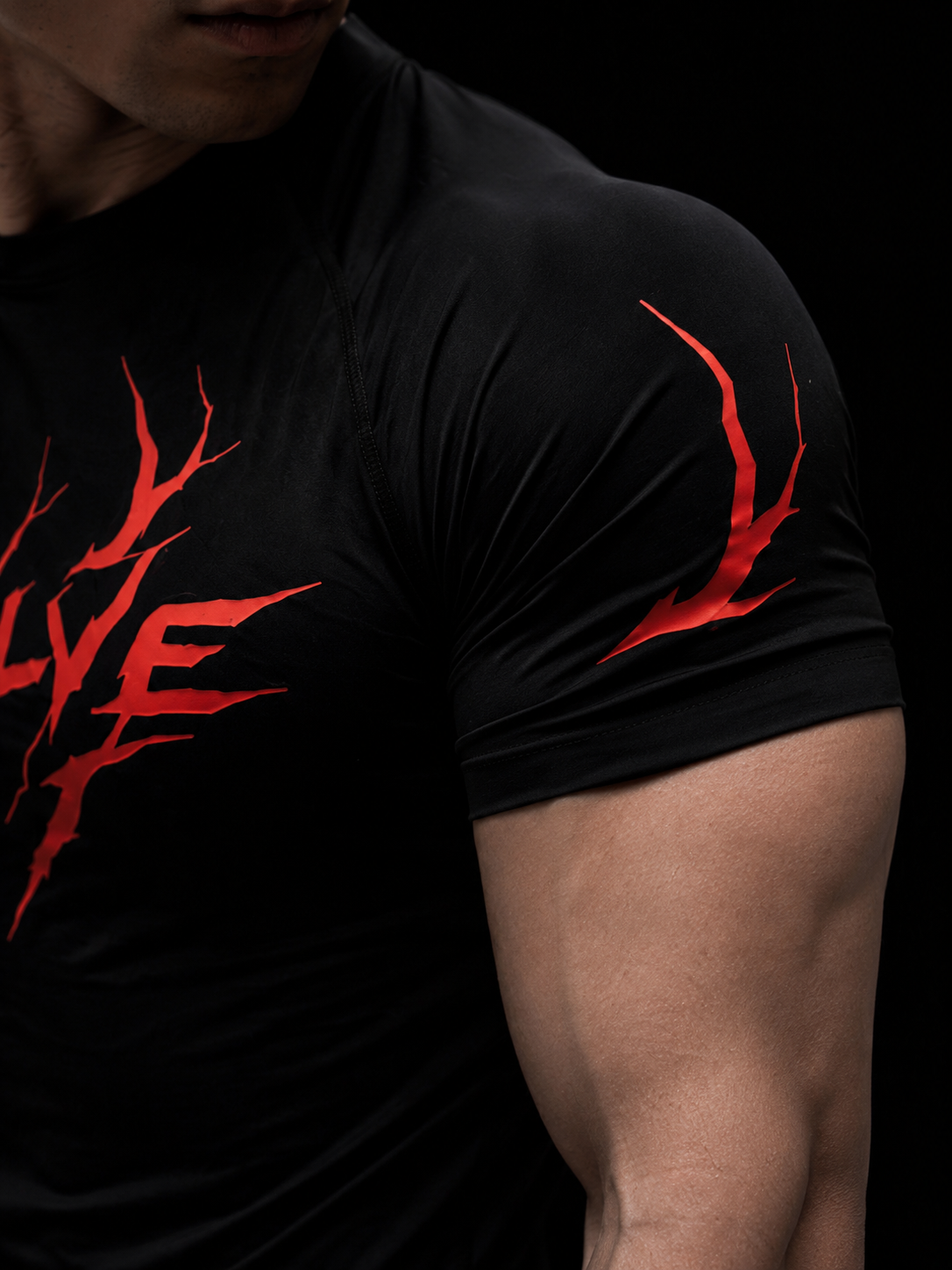 NIGHTFALL™ COMPRESSION TEE